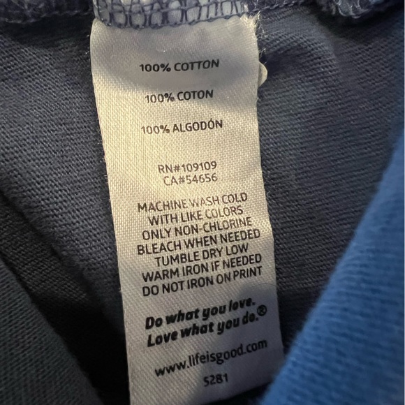 LIFE IS GOOD❄️ Navy, Long Sleeve Crusher T - Snowshoes and Pup - Picture 7 of 7